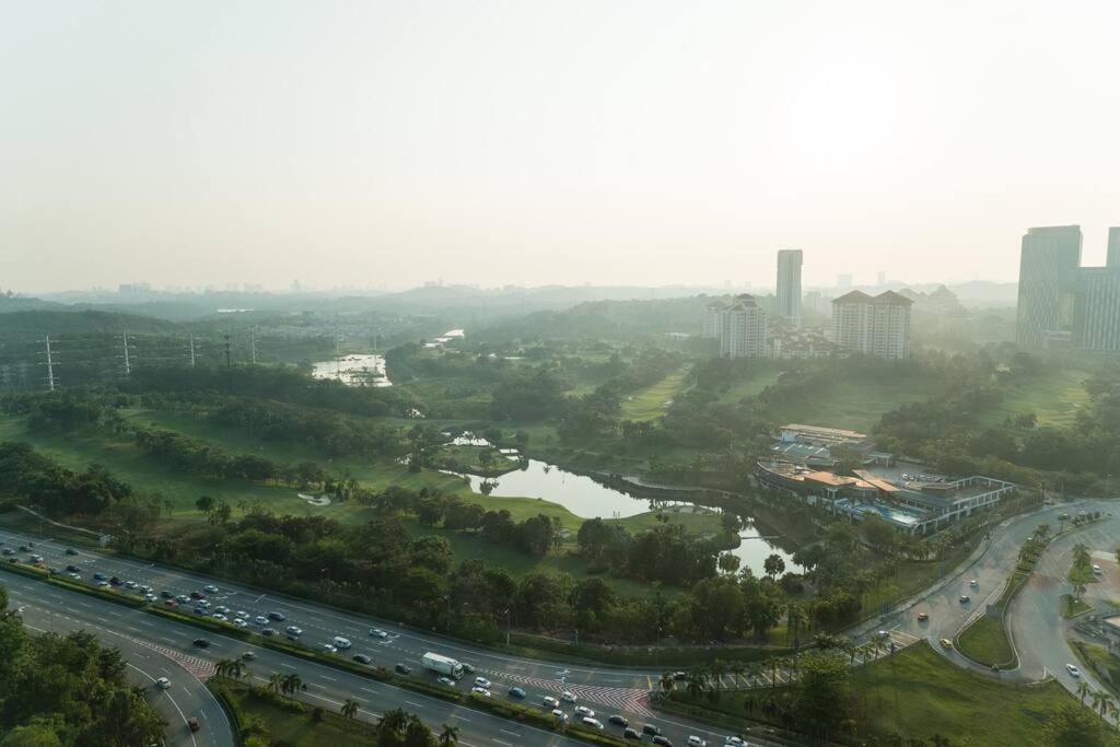 Conezion Residence Putrajaya 3Br6Pax Ioi City Mall المظهر الخارجي الصورة